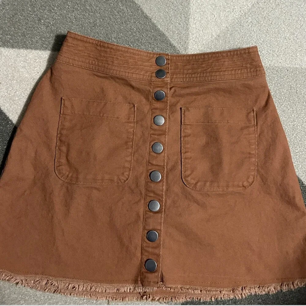Madewell Rusty Brown Snap Front A-Line Raw Hem Mini Skirt Women's Size 00‎